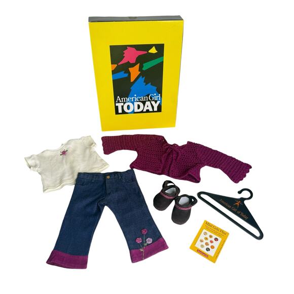 VTG American Girl Today FLOWER POWER Outfit Sweater Clogs Jeans Top Hanger Box - Picture 10 of 11